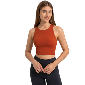 MAYLIFY Sleeveless Racerback Crop Tank Top pads Sports Crop Top for Lady Girls Daily Wearing