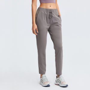Women's Joggers Pants Lightweight Running Sweatpants with Pockets Athletic Tapered Straight Leg Pants for Workout
