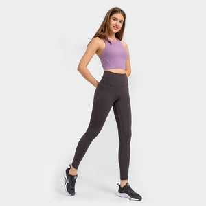 MAYLIFY Sleeveless Racerback Crop Tank Top pads Sports Crop Top for Lady Girls Daily Wearing